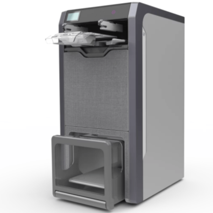 Choose the FoldiMate gray machine, an elegant, high-performance solution for folding your garments quickly and accurately. Its sober, modern design, coupled with advanced technology, simplifies the care of your clothes. Discover the FoldiMate grey on el.foldimateofficial.com.